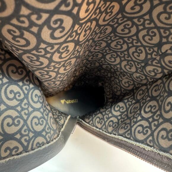 Two Tone Leather Riding Boots Women’s SZ 36 Equestrian Buckle Zip Low Heel Luxe - Picture 13 of 13